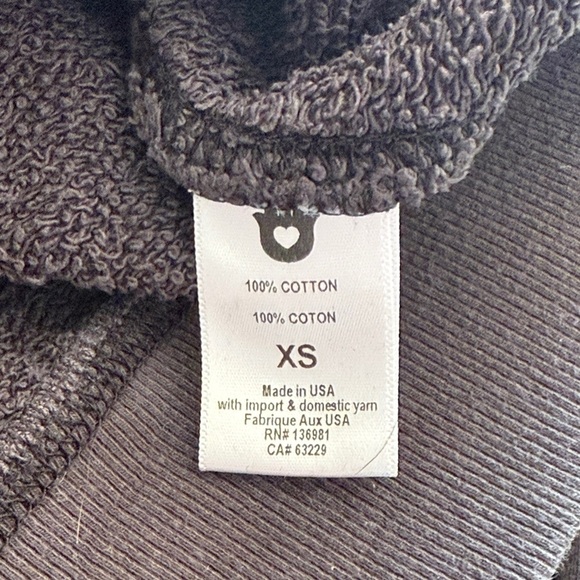 Spiritual Gangster Women’s XS Charcoal Rainbow Heart Crew Neck Sweater - Picture 7 of 7